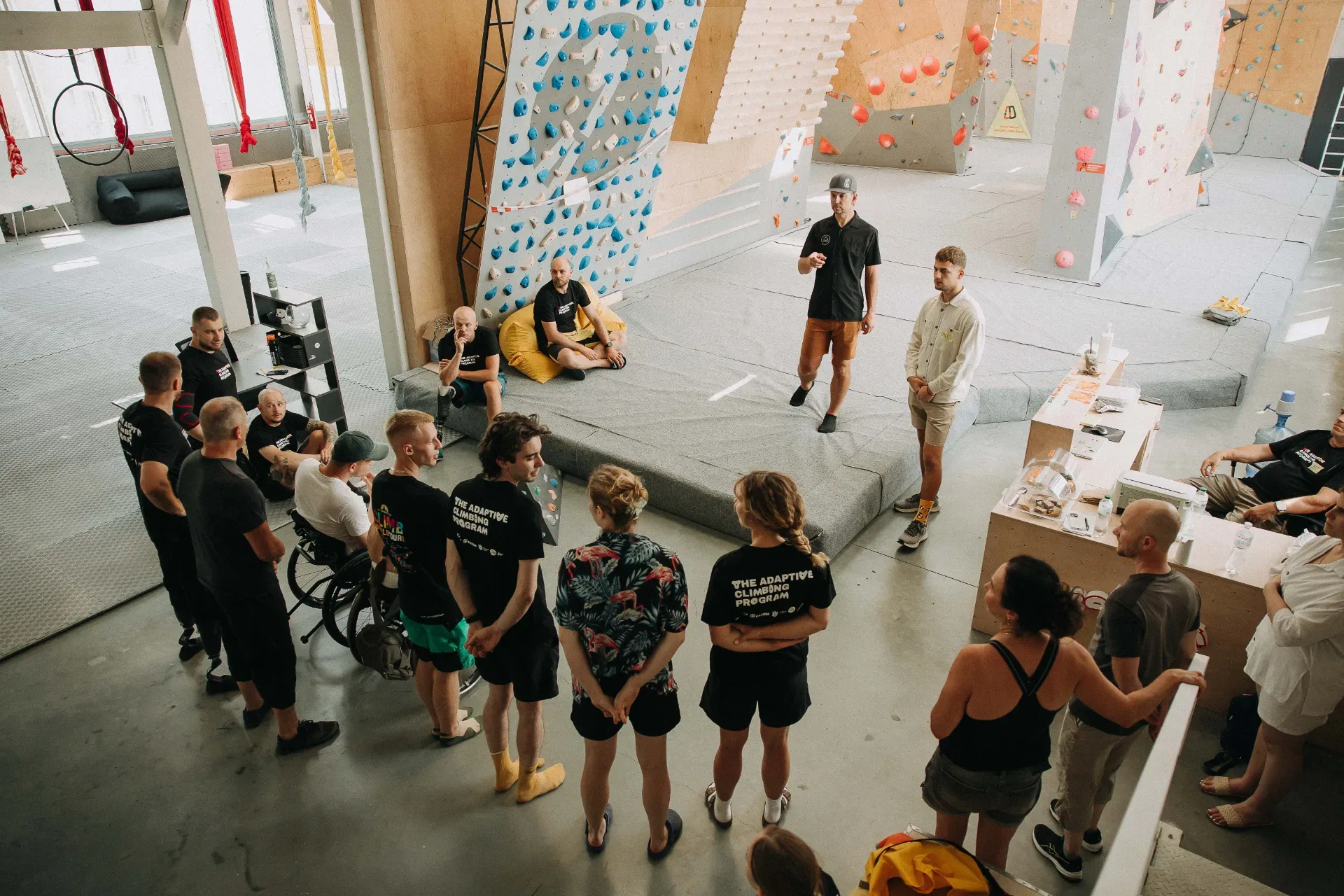 Фото з події «The Adaptive Climbing Program: від теорії на скеледромі до практики на скелях Кам’янця-Подільського»