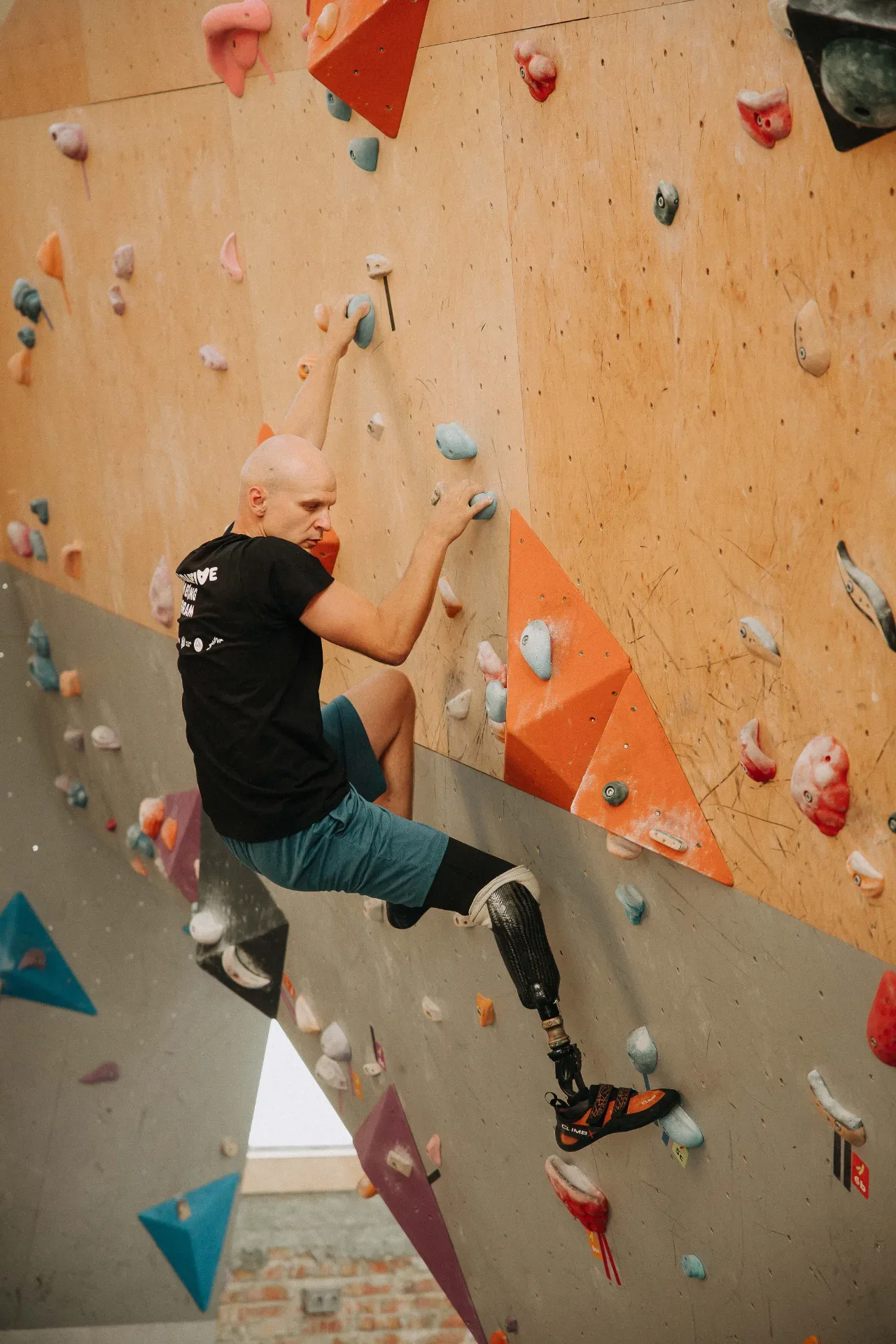 Фото з події «The Adaptive Climbing Program: від теорії на скеледромі до практики на скелях Кам’янця-Подільського»